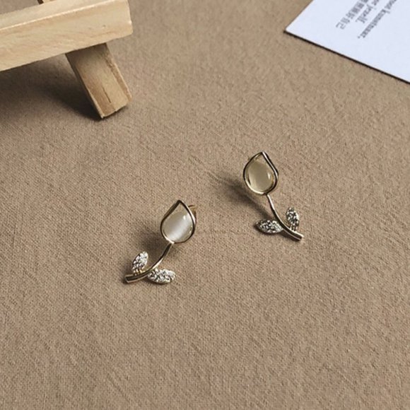 💙💕Last one Rose Floral Stud Flower Tulips - Picture 5 of 11